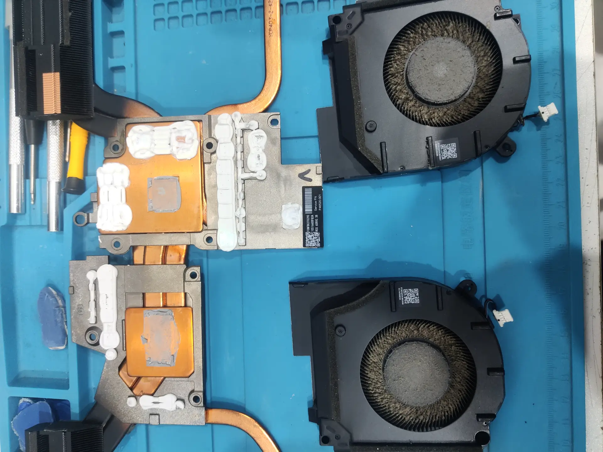 孝感游戏笔记本清灰换硅脂全程当面操作