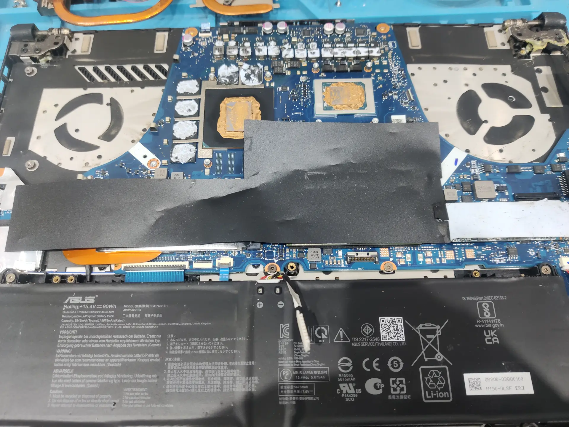 孝感华硕天选3游戏笔记本电脑清灰更换硅脂全程当面操作