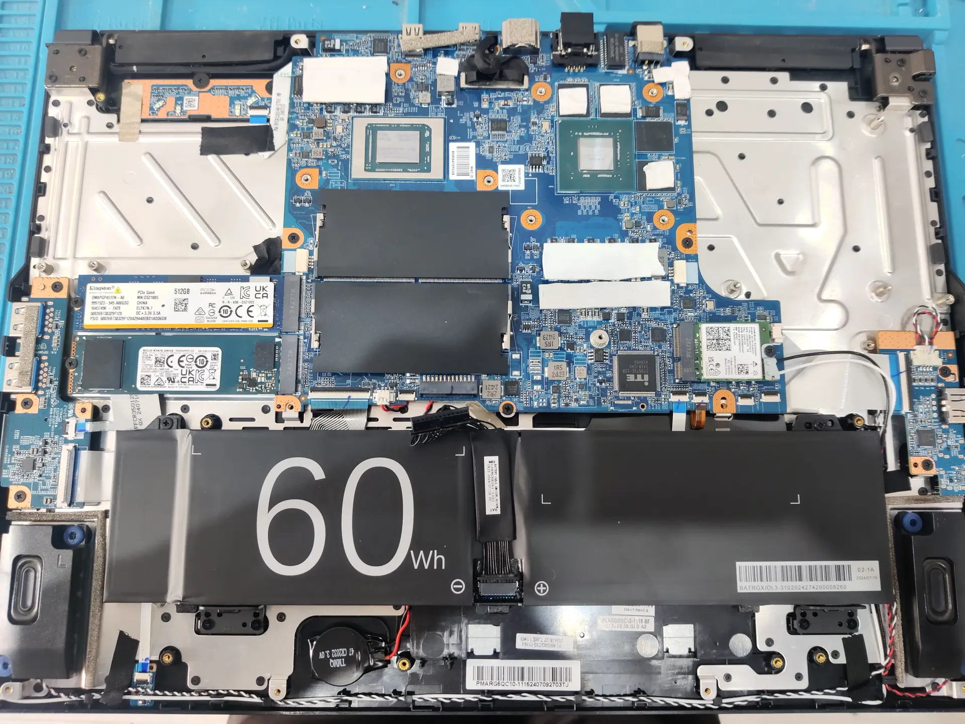 孝感机械革命游戏笔记本全程当面清灰更换硅脂