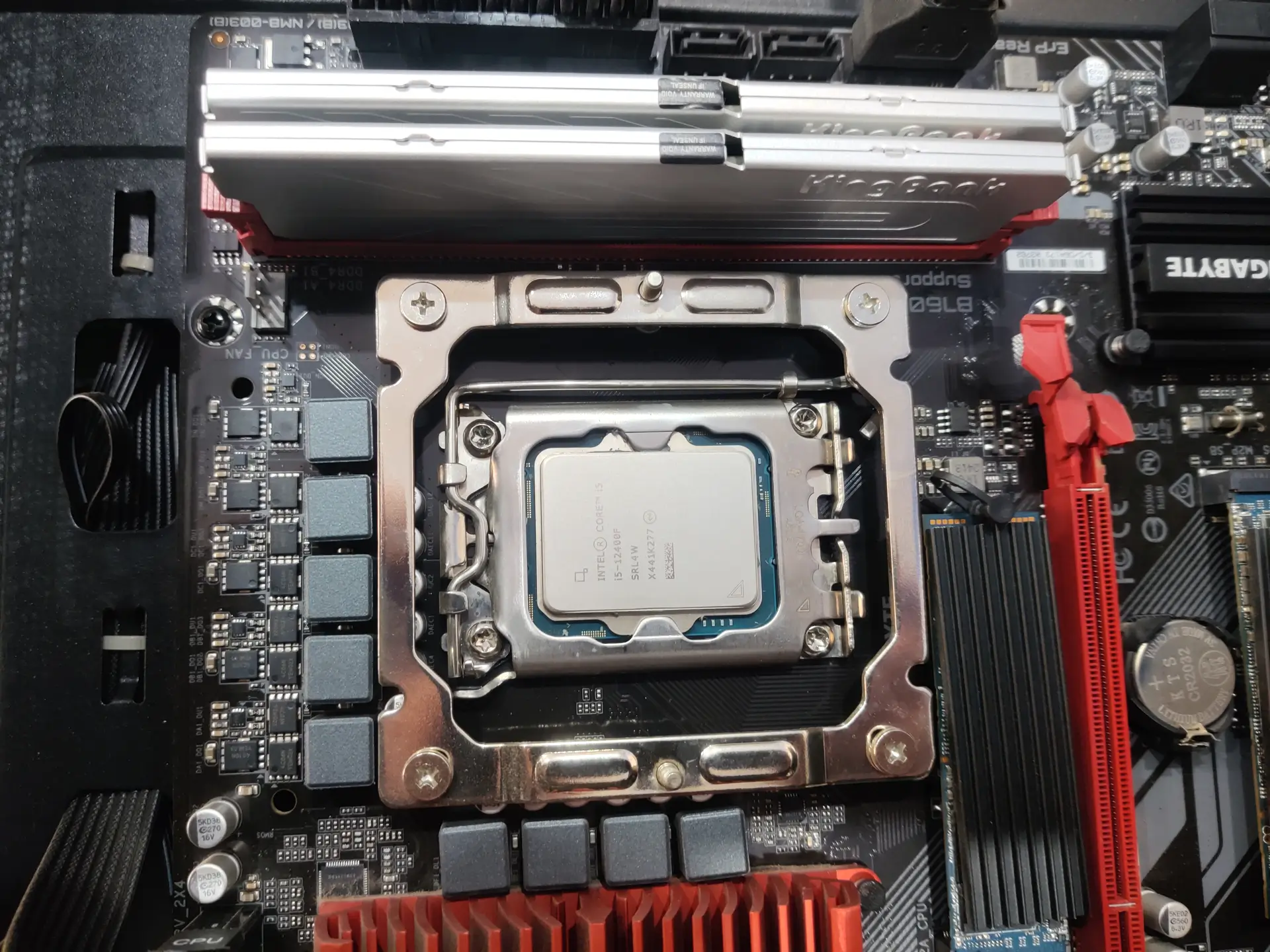 孝感台式机电脑清灰换硅脂当面操作