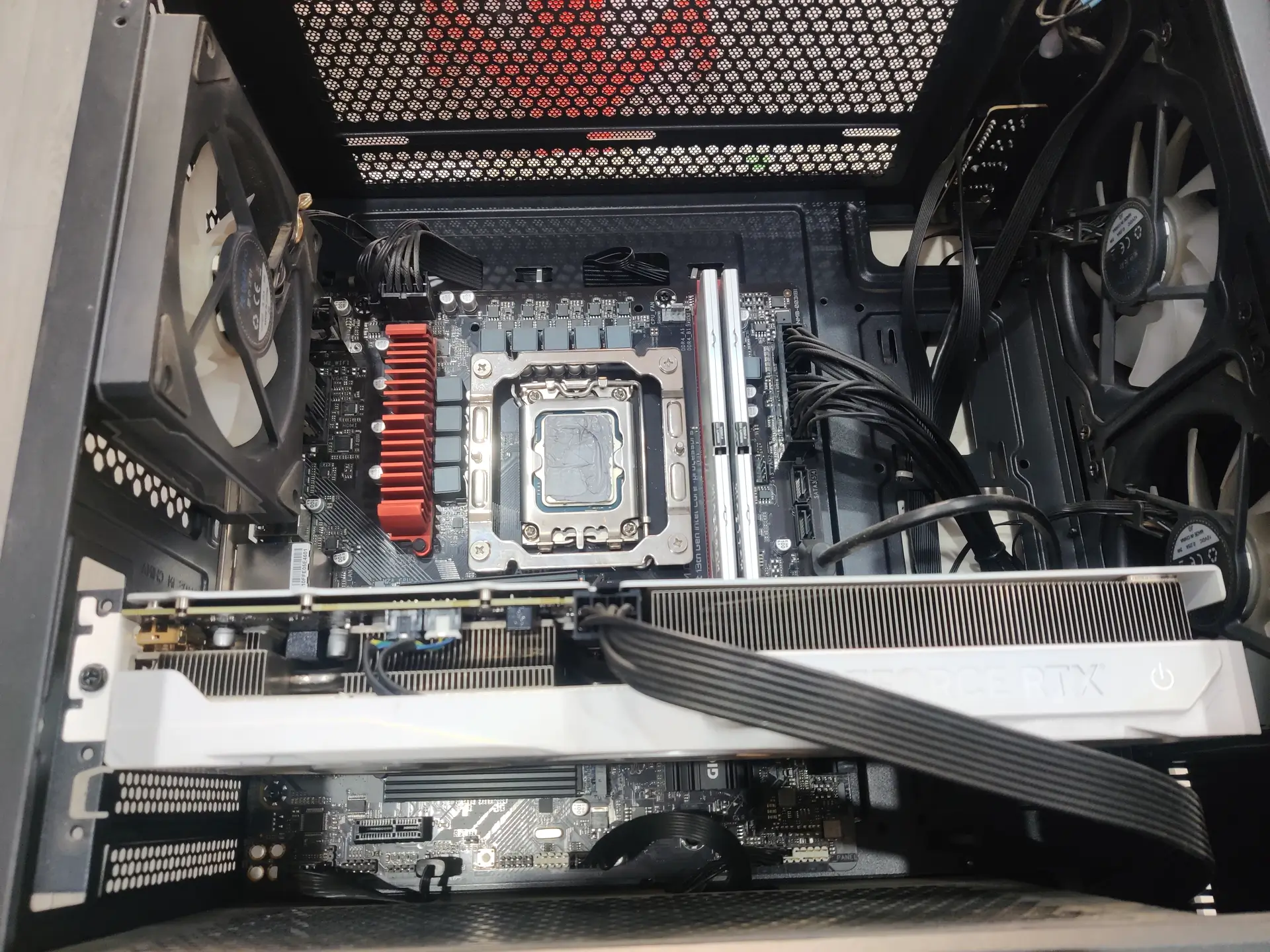 孝感台式机电脑清灰换硅脂当面操作