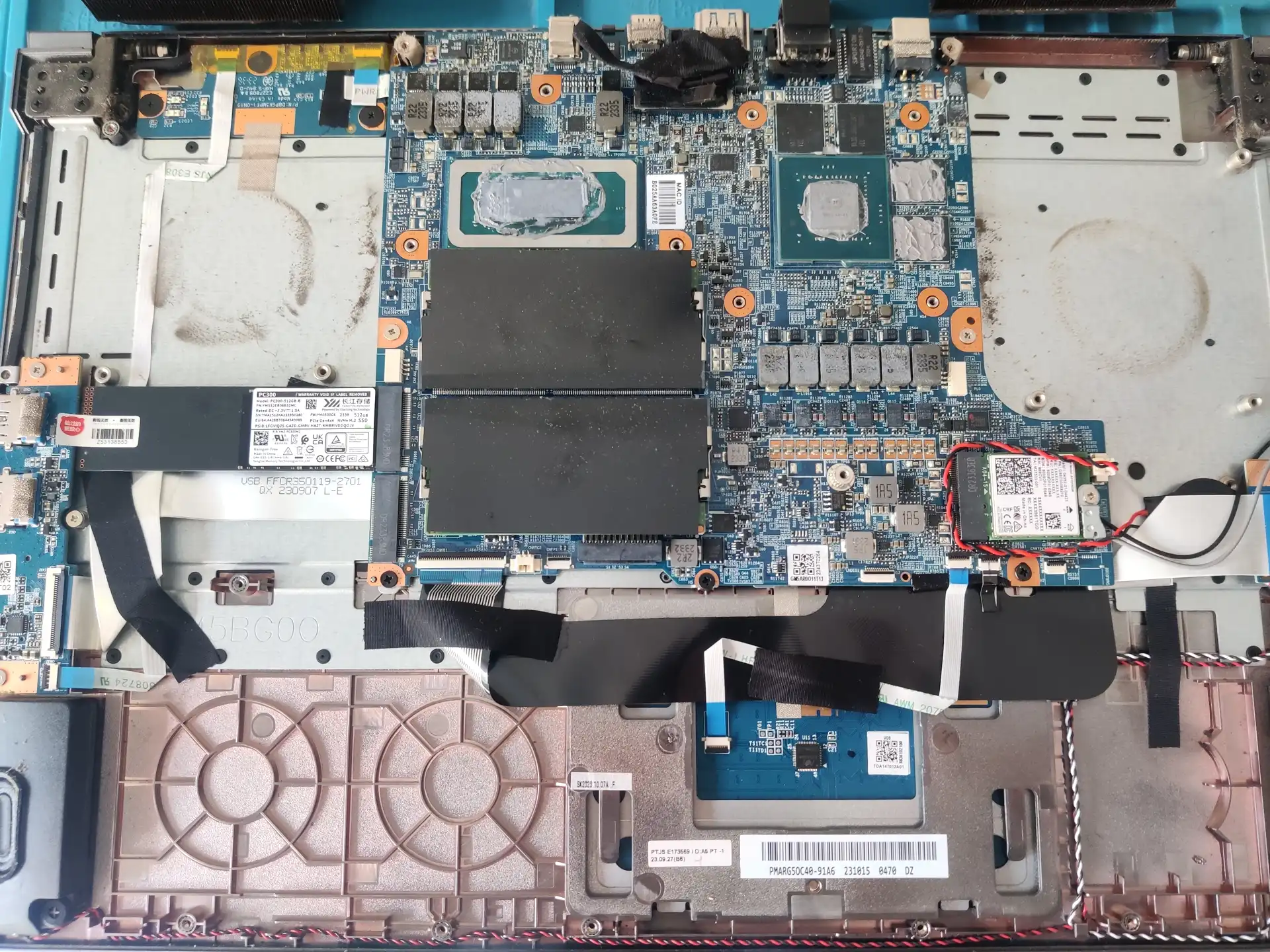 全程当面操作孝感游戏笔记本电脑清灰更换导热硅脂