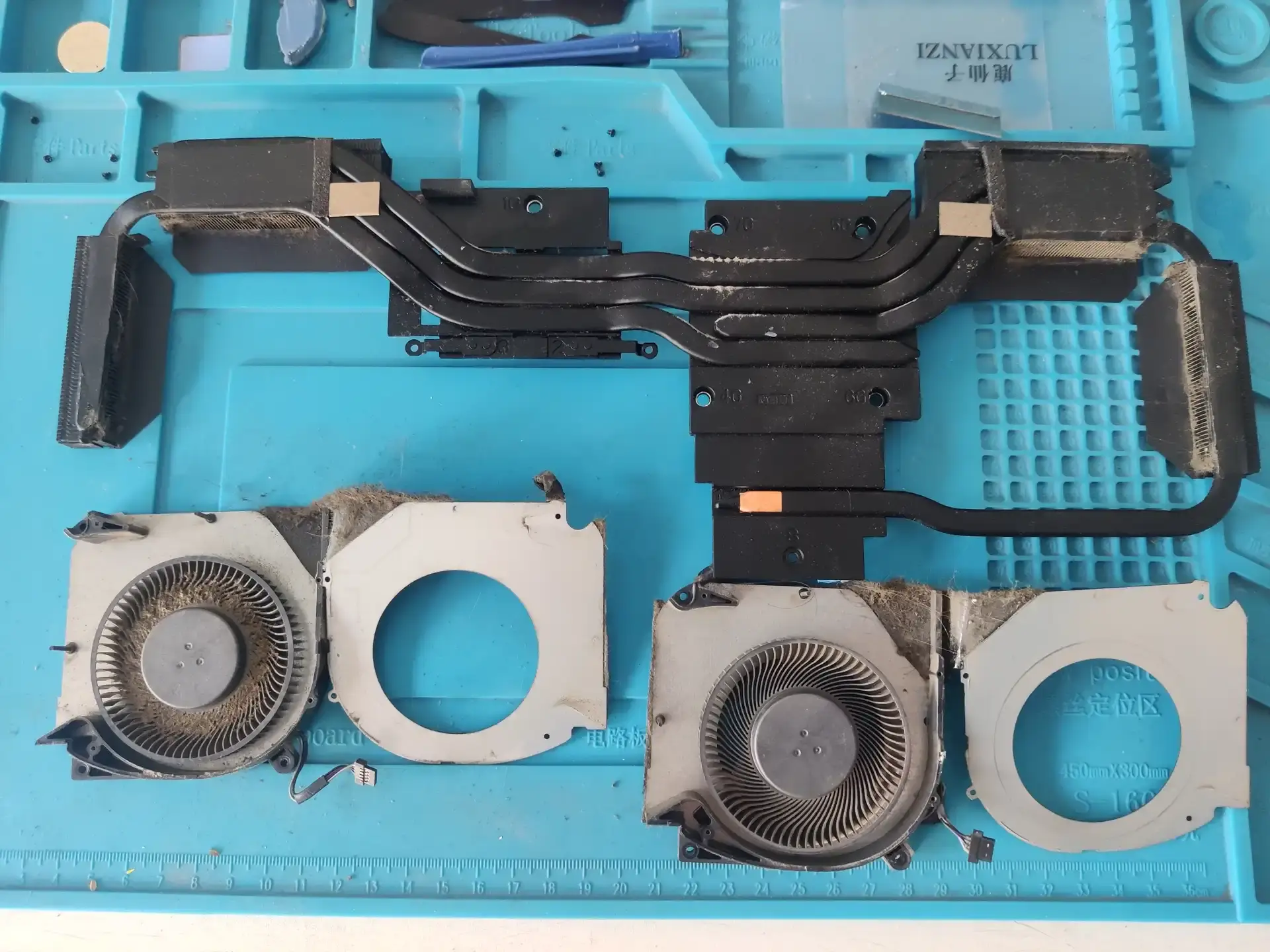 全程当面操作孝感游戏笔记本电脑清灰更换导热硅脂