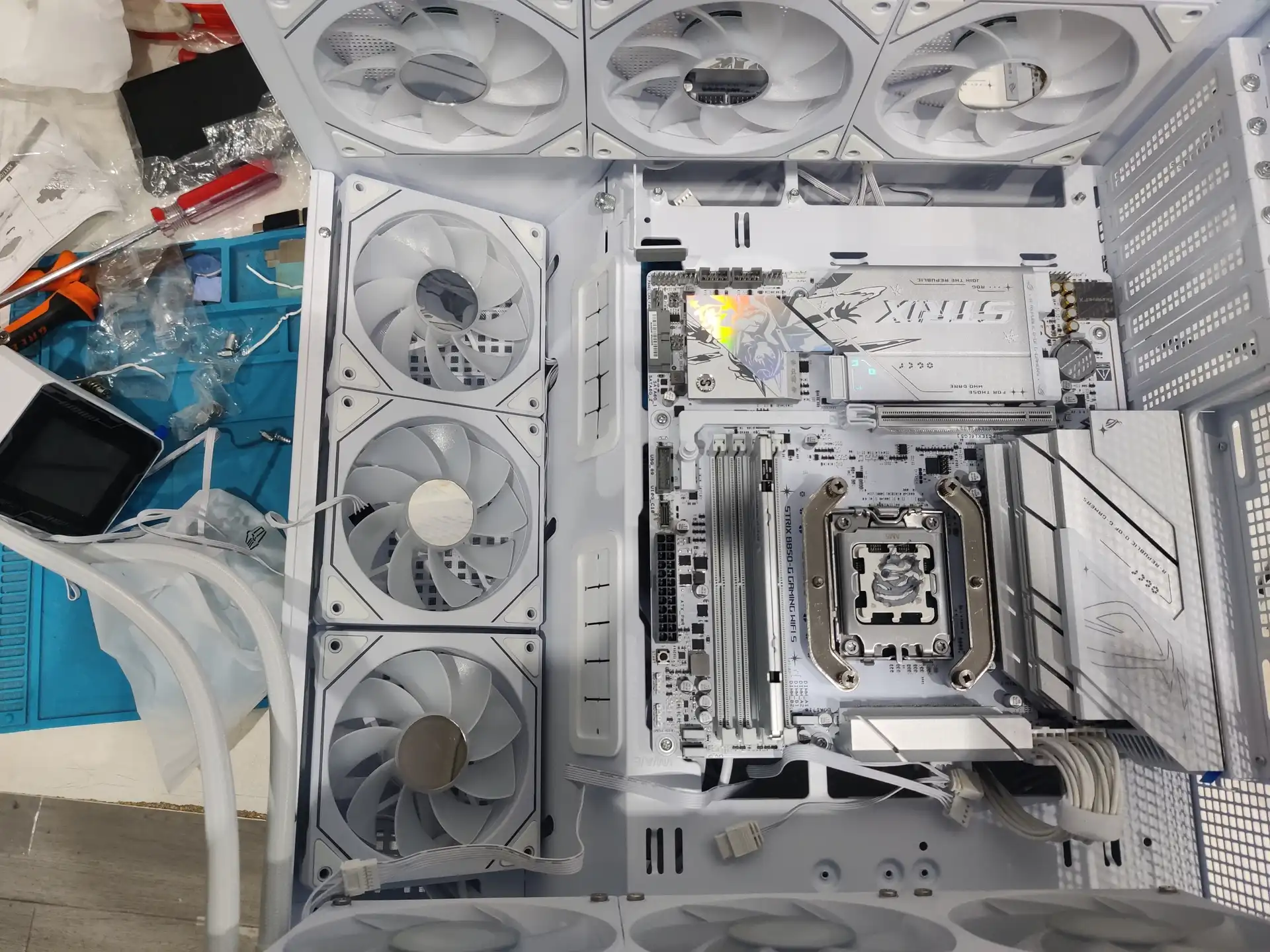 孝感电脑装机：顾客自购配件到店组装电脑