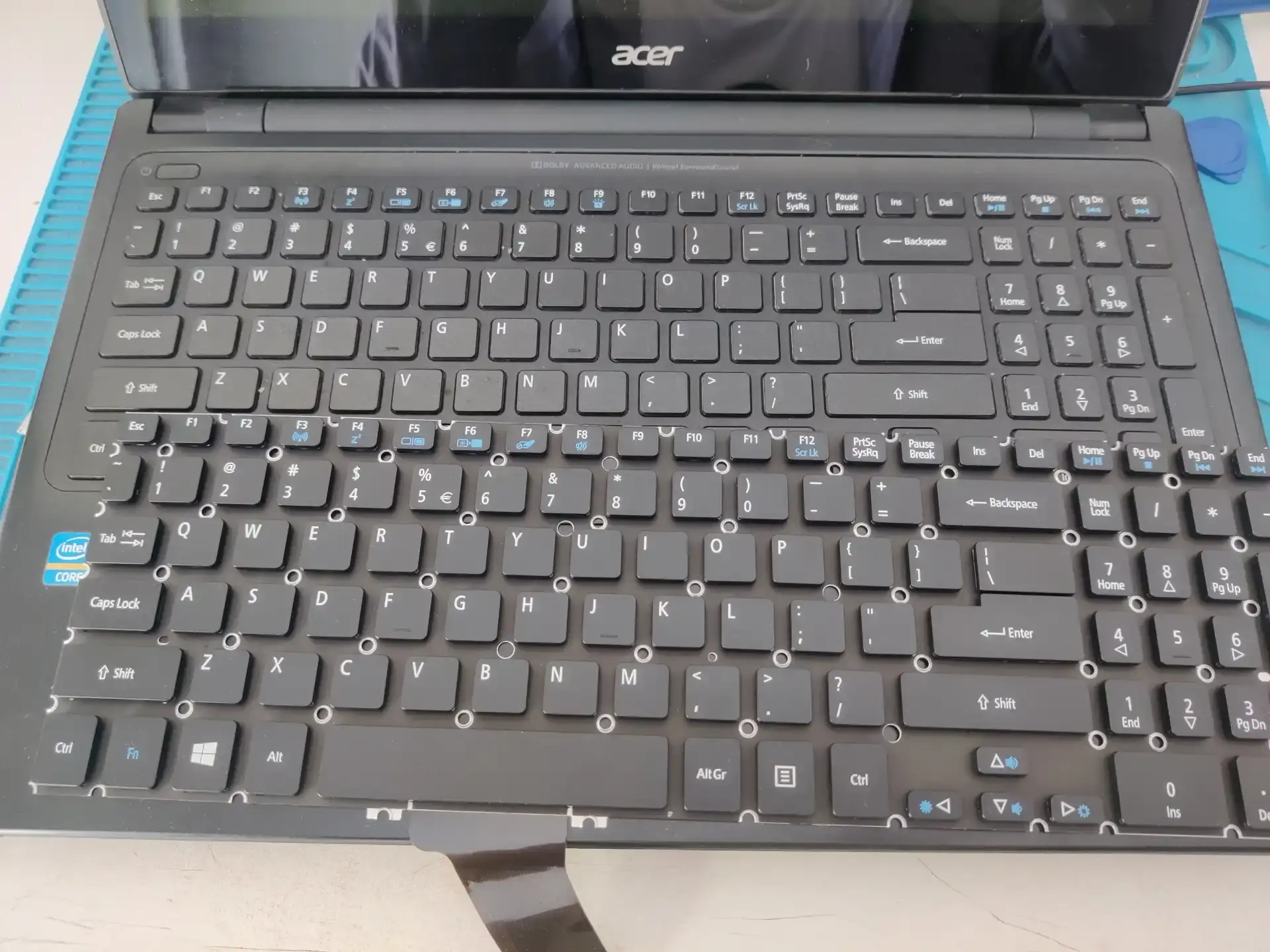 孝感宏碁Acer V5-571G笔记本电脑更换键盘和固态硬盘重装系统