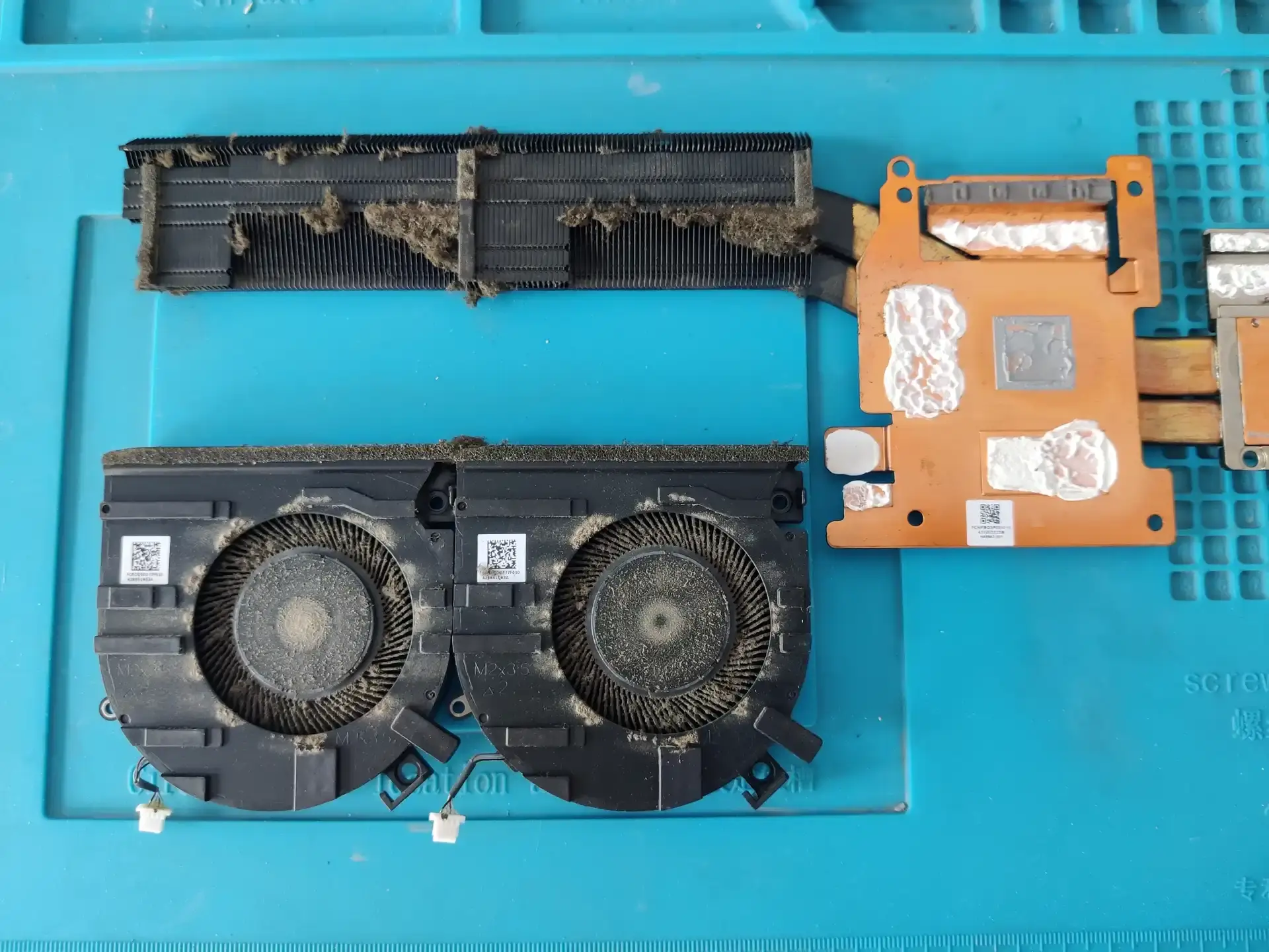 孝感惠普游戏笔记本电脑清灰换硅脂全程当面操作