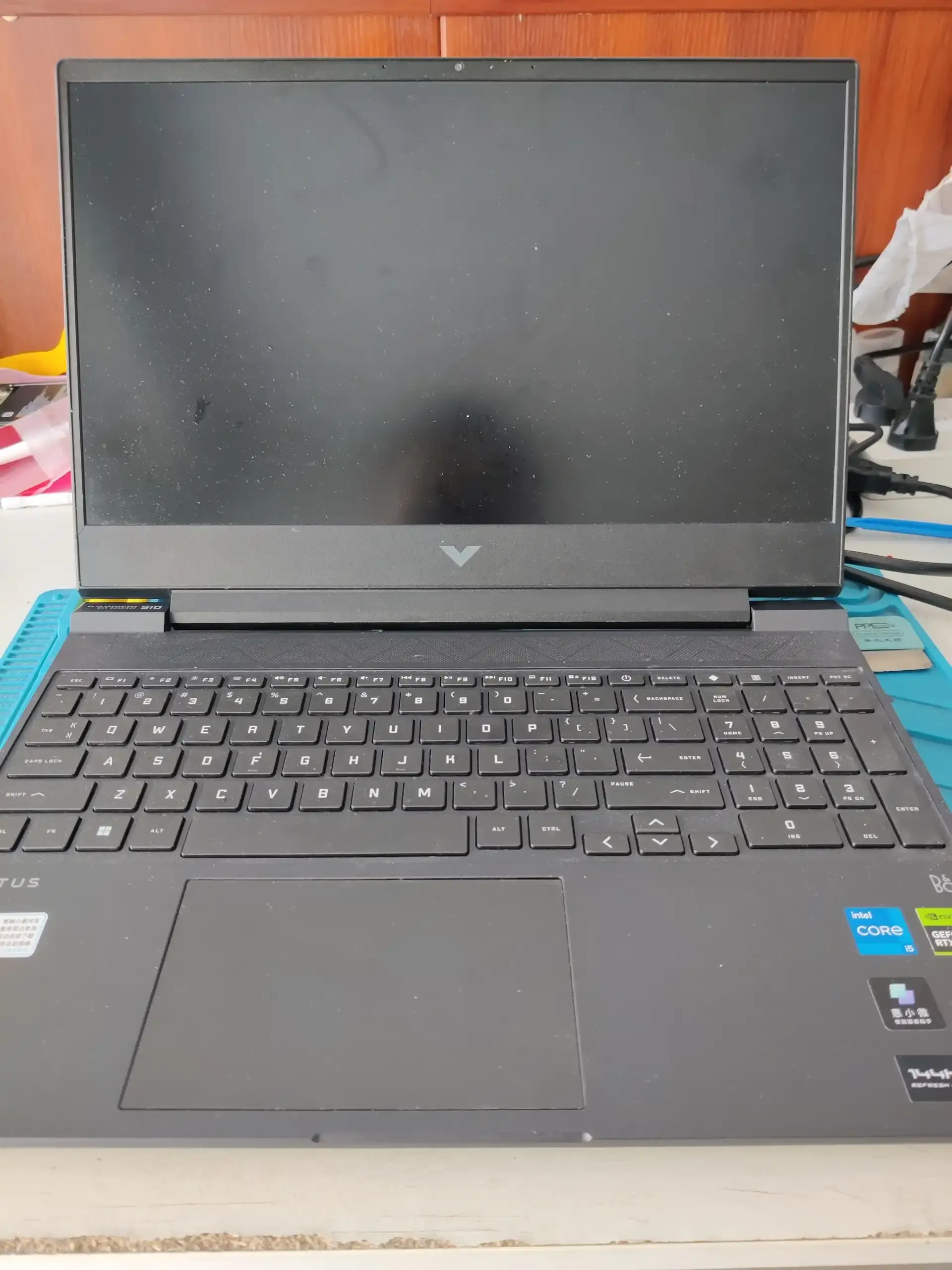 孝感惠普游戏笔记本电脑清灰换硅脂全程当面操作