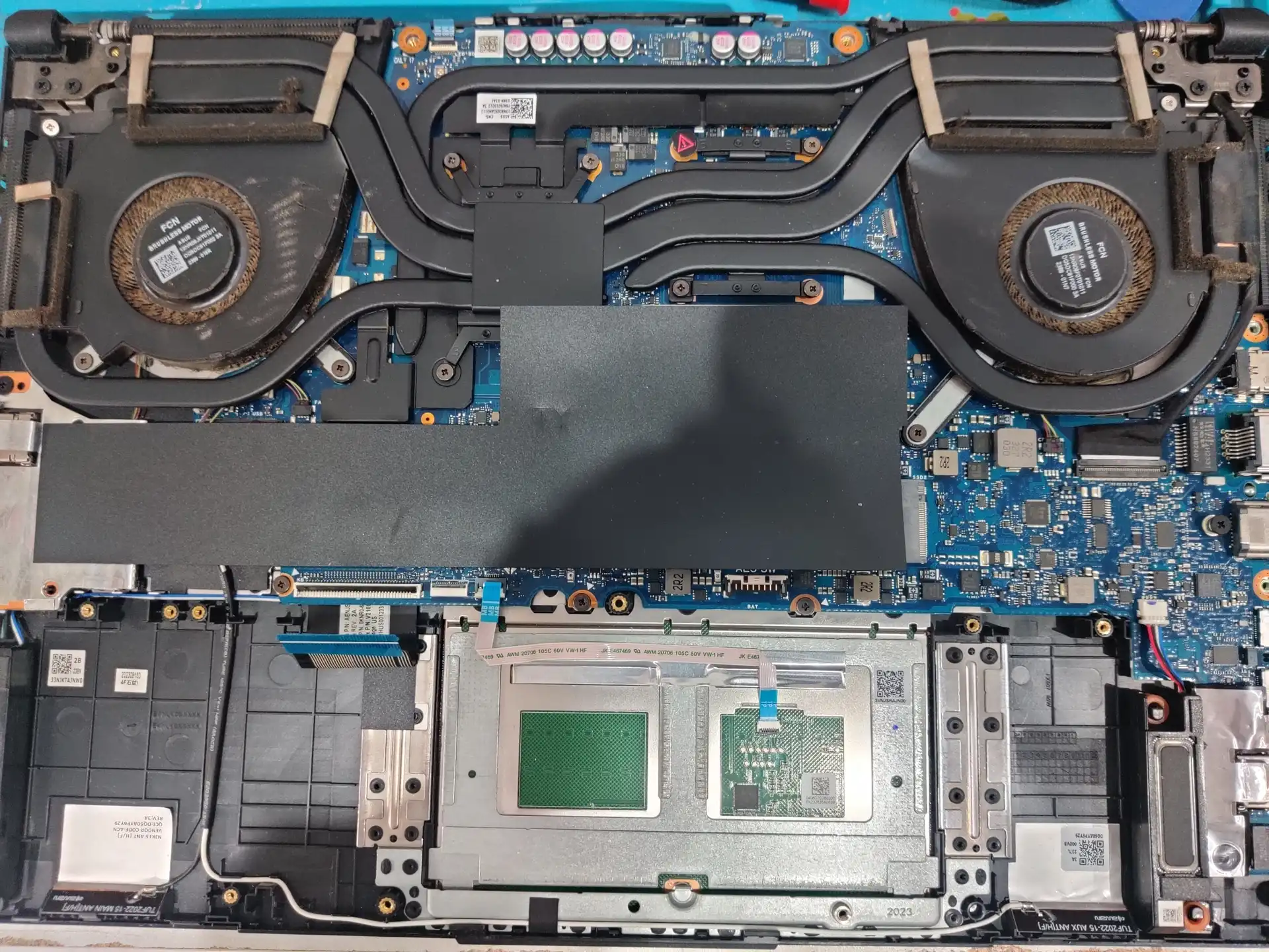 孝感华硕天选游戏笔记本电脑更换键盘