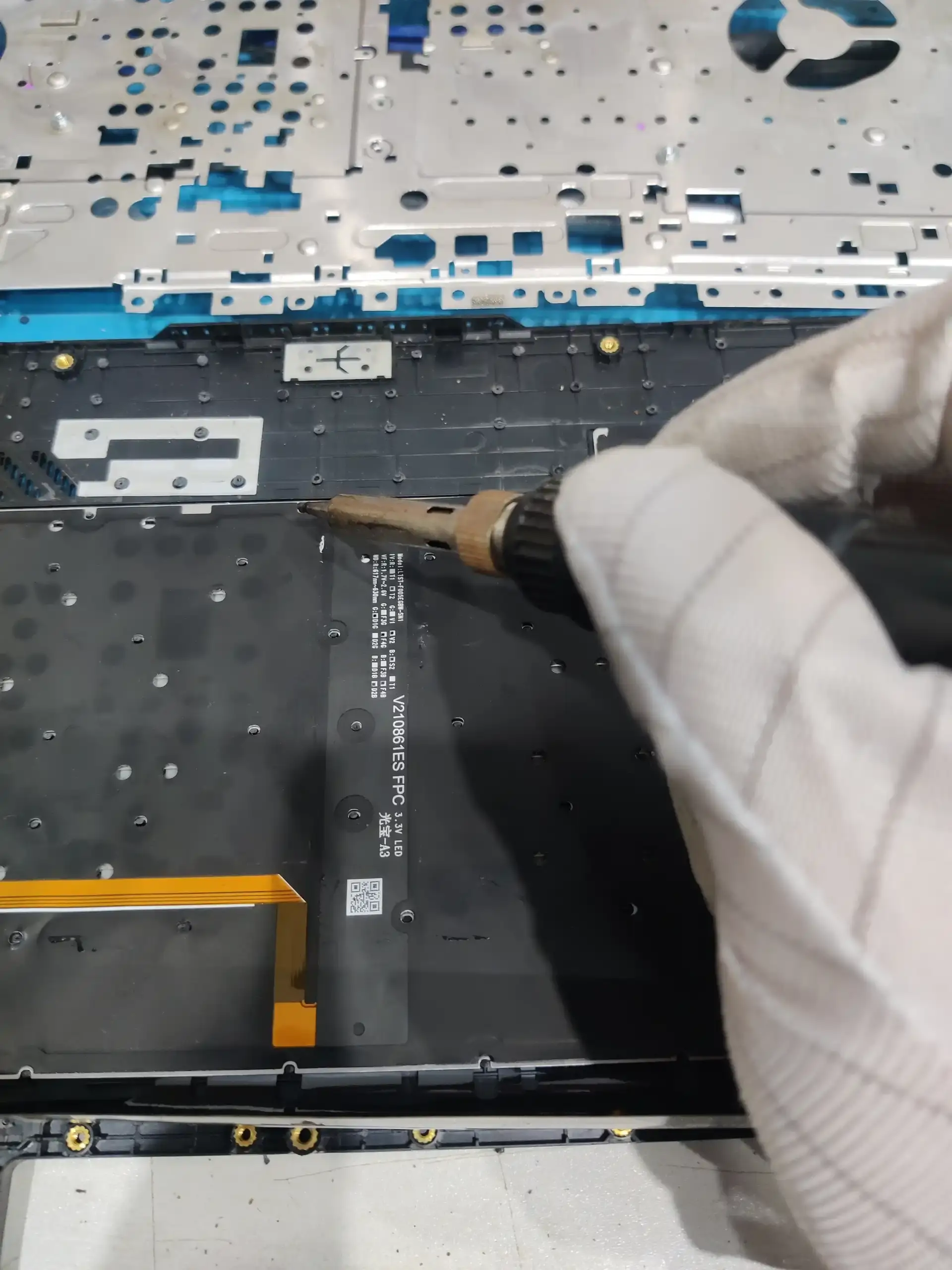 孝感笔记本电脑更换键盘