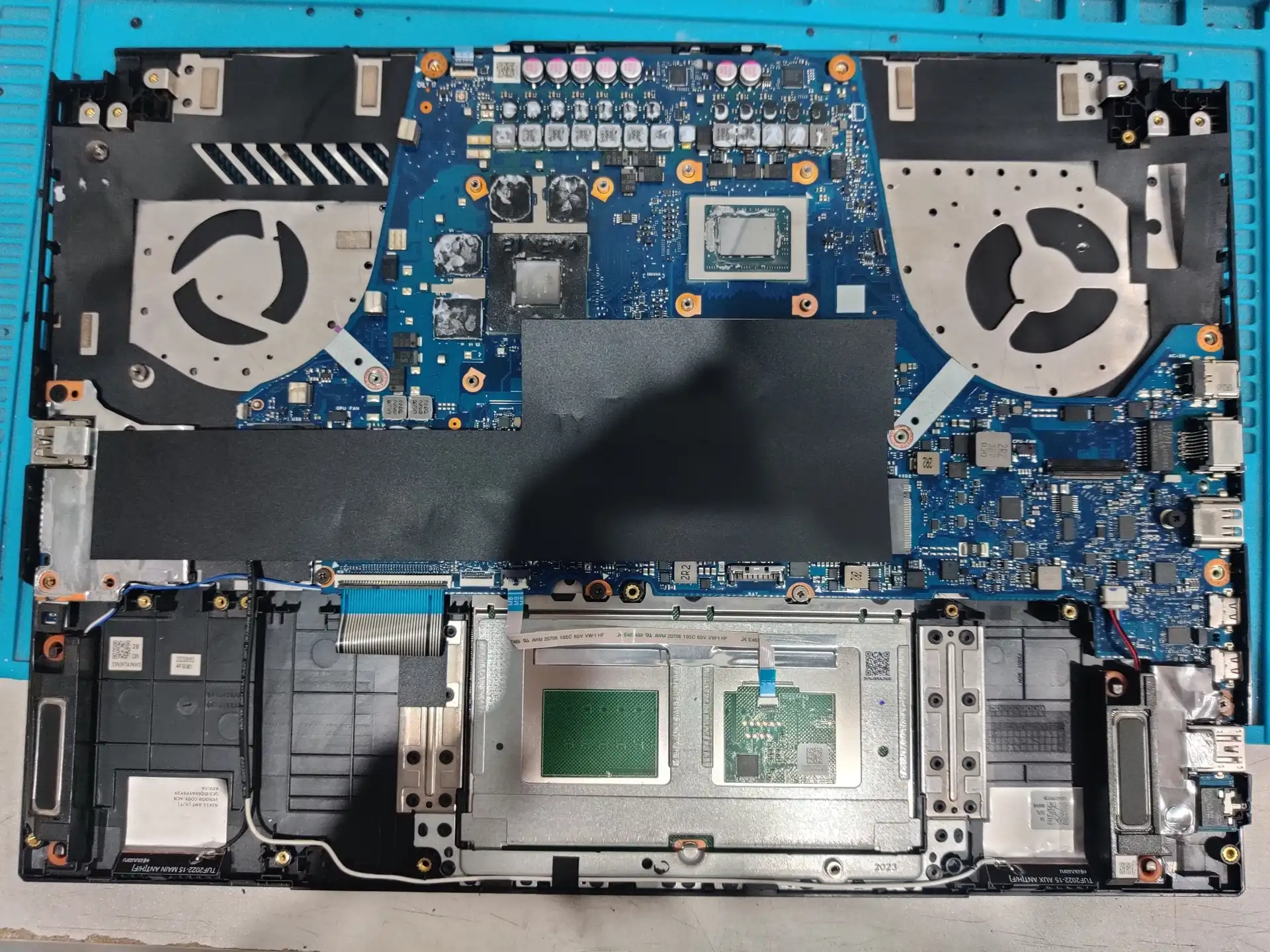 孝感华硕天选笔记本电脑更换键盘