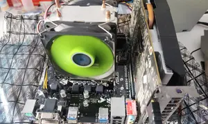 孝感电脑维修：台式机开不了机更换自购主板