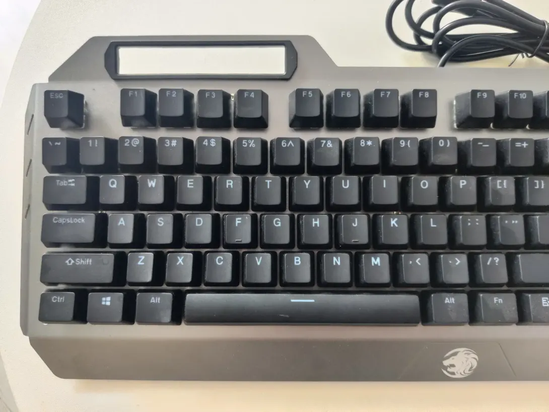 孝感二手前行者TK900机械键盘鼠标套装功能旋钮黑轴蓝光电竞游戏键鼠套装出售