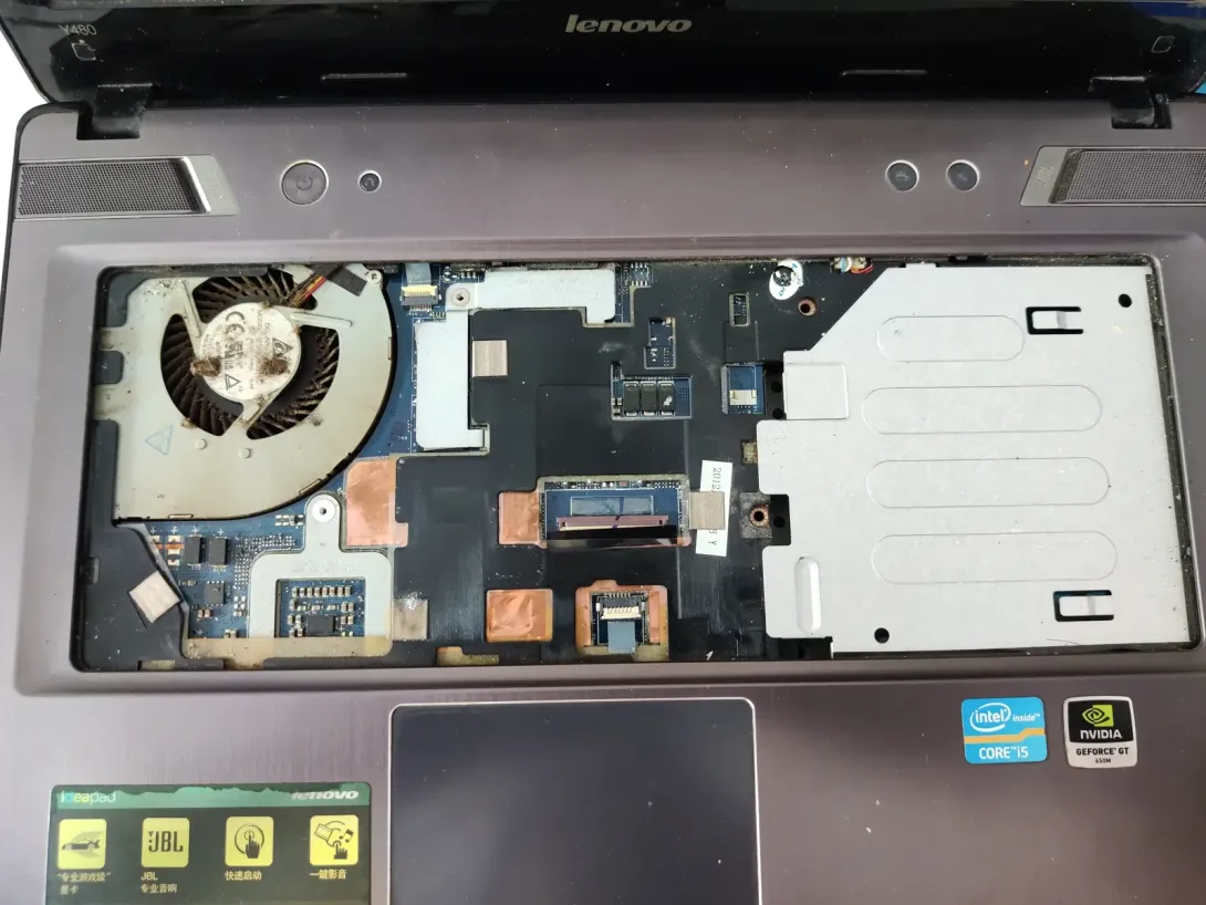 孝感顾客的联想IdeaPad Y480 笔记本电脑清灰和系统重装